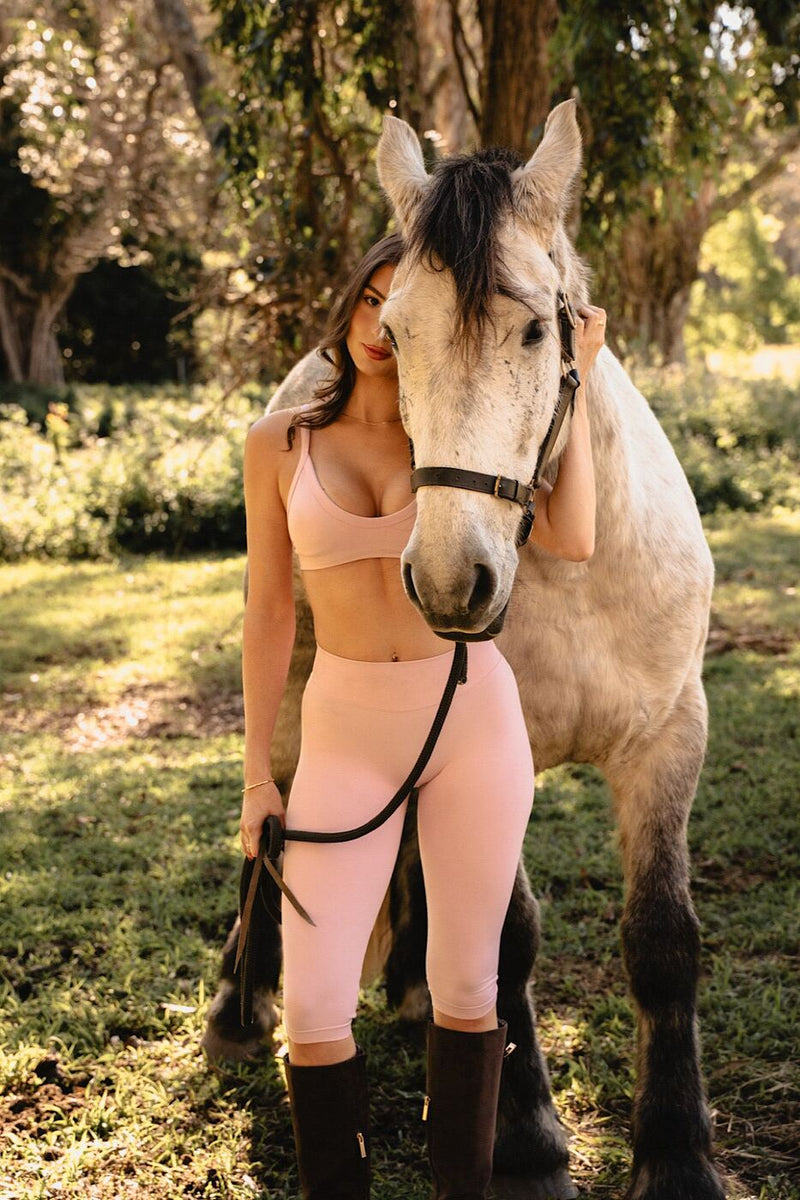 Skoki Maev luxury women's activewear designed in Australia